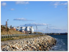 WINDAt the Deer Island Treatment Plant in Winthrop, two 190-foot, 600 kW wind turbines went on-line in November 2009. The wind turbines generate over 2 million kilowatt hours per year and provide an annual savings in electrical costs of $210,000. The $4 million project was funded in part by a $400,000 grant from the Massachusetts Clean Energy Center. Plans are underway for more wind turbines at Deer Island.